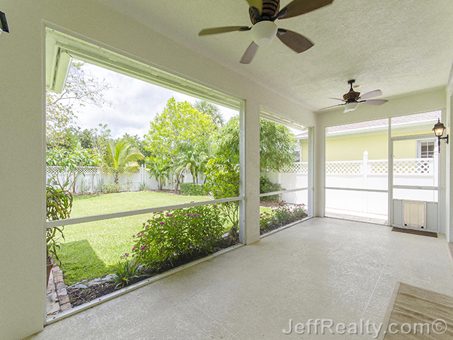 230 Caravelle Drive - Screened Porch