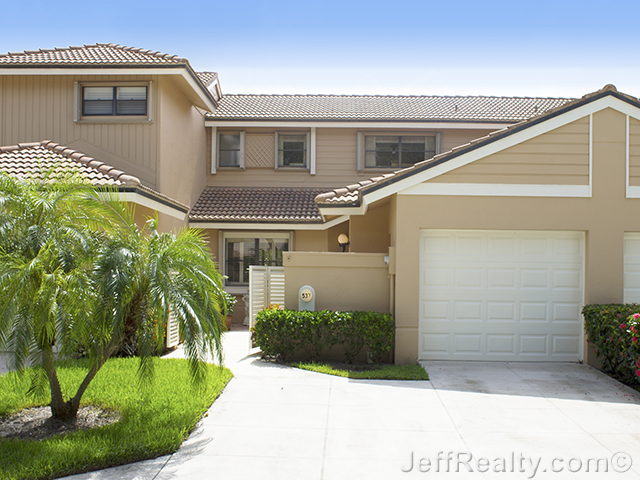 537 Prestwick Circle