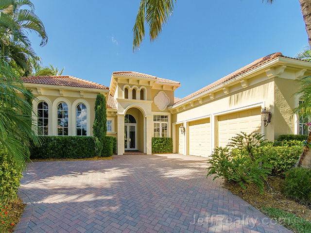 8041 Crane's Pointe Way