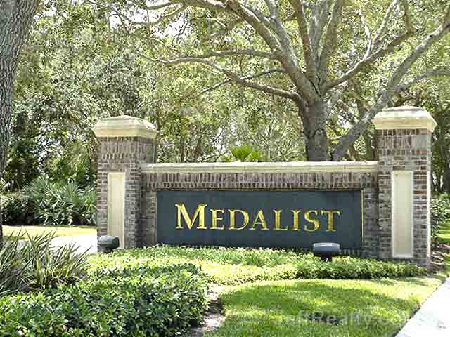 01_Medalist_sign
