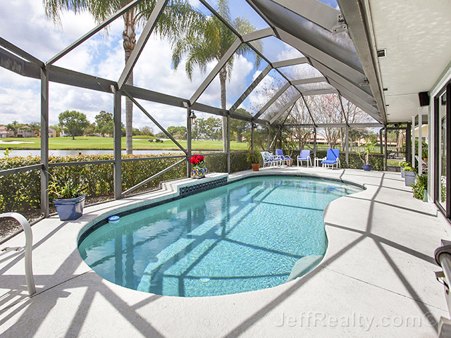 8 Lethington Road - Screen-Enclosed Swimming Pool