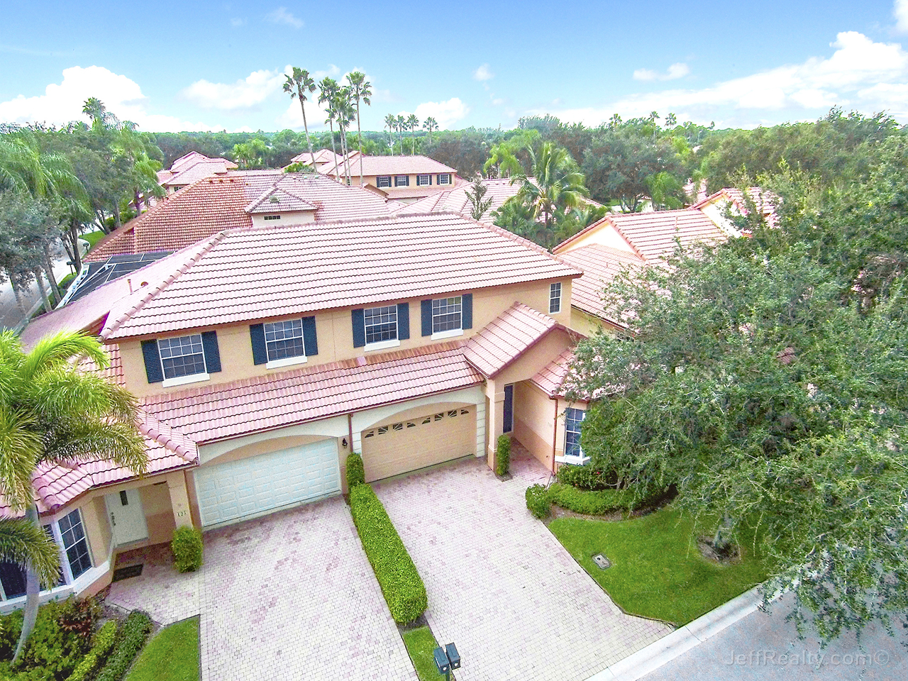 124 Spyglass Way - Aerial View