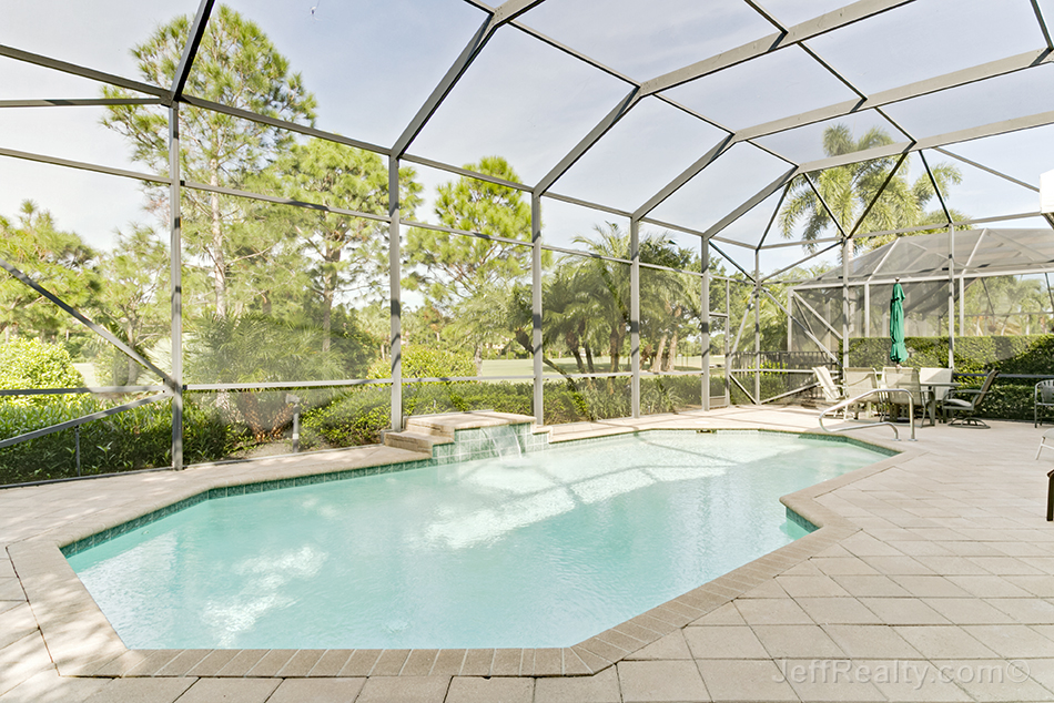 119 San Marco Drive - Screened Swimming Pool & Golf View