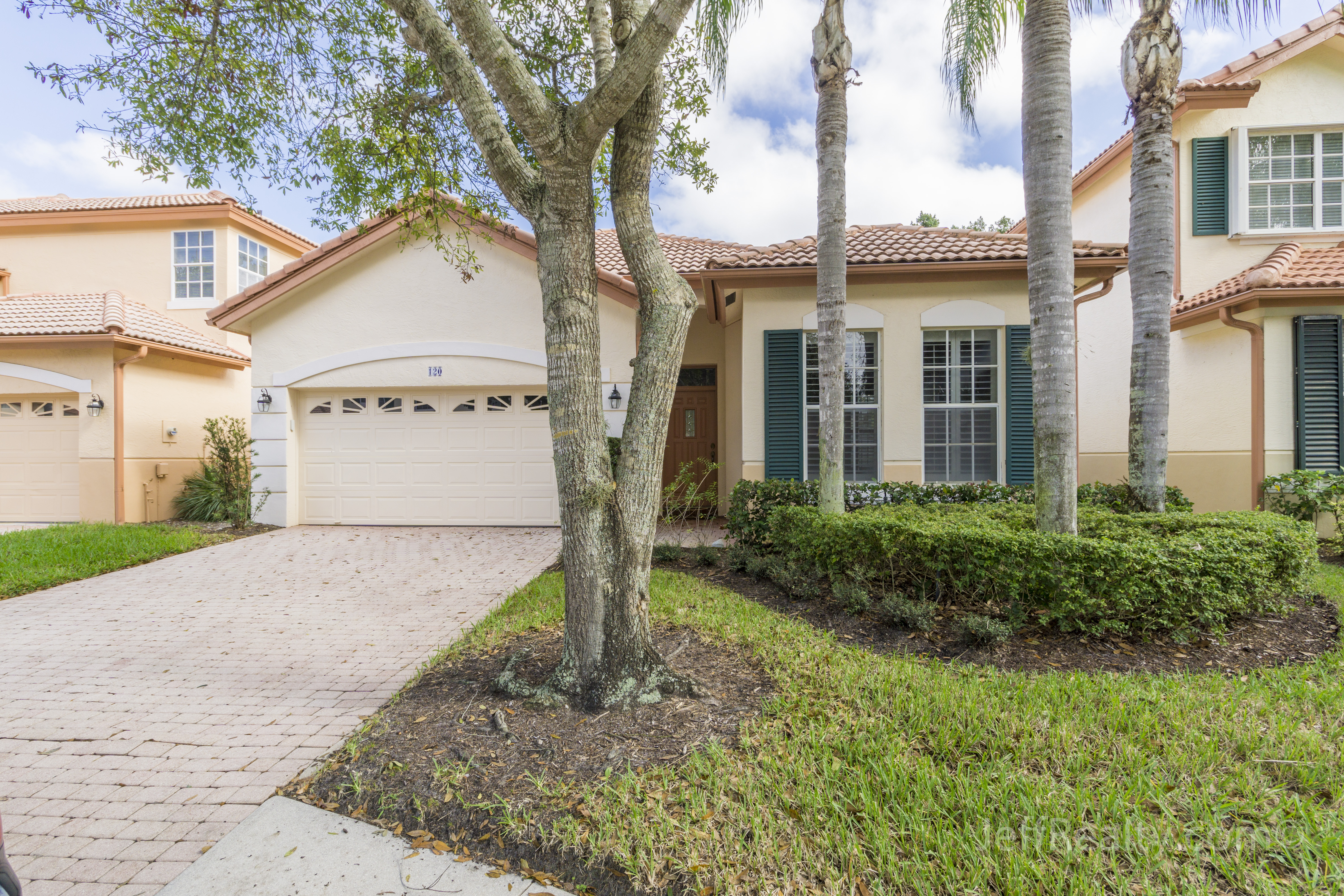 120 Monterey Pointe Drive