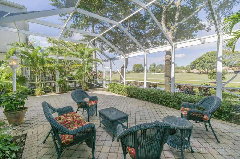 8 Via Carrara - Screened Patio & View
