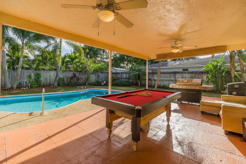 1496 Woodcrest Road N - Covered Patio - Woodcrest - West Palm Beach