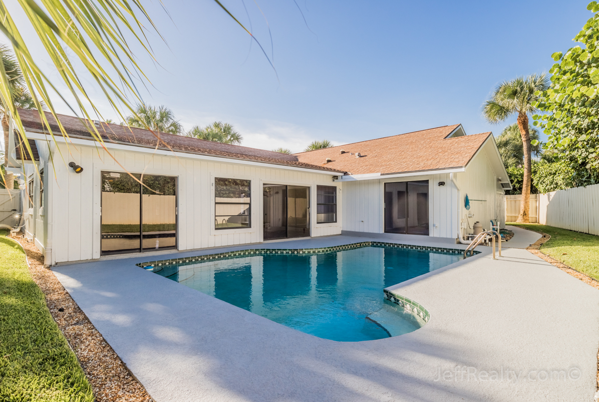 59 Colony Road | Swimming Pool | Jupiter Inlet Colony