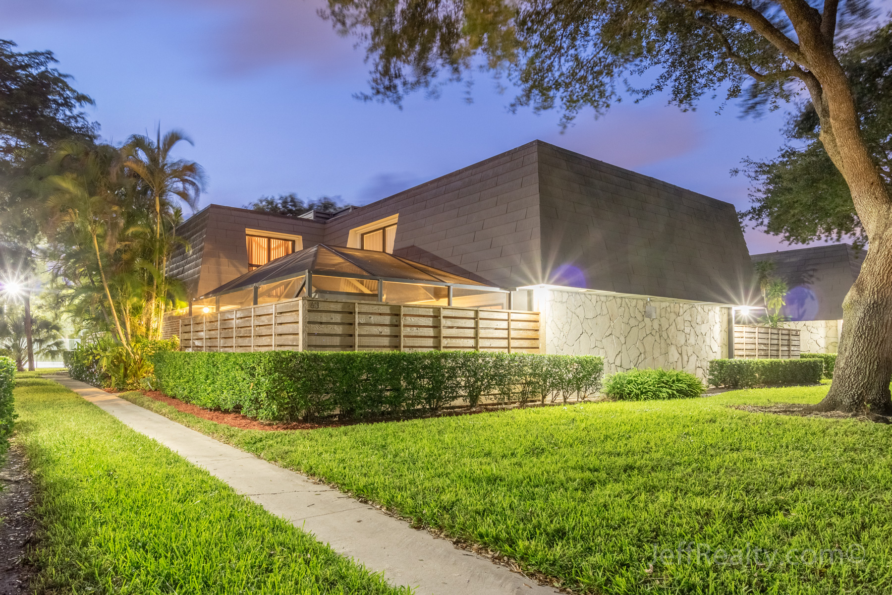 613 6th Terrace Glenwood Townhomes For Sale PGA National Homes For