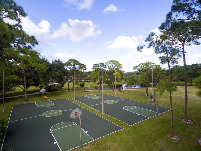 Garden Lakes Basketball Courts