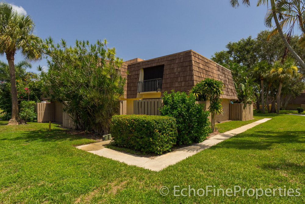 906 9th Court Sandalwood Estates Homes For Sale Palm Beach Gardens